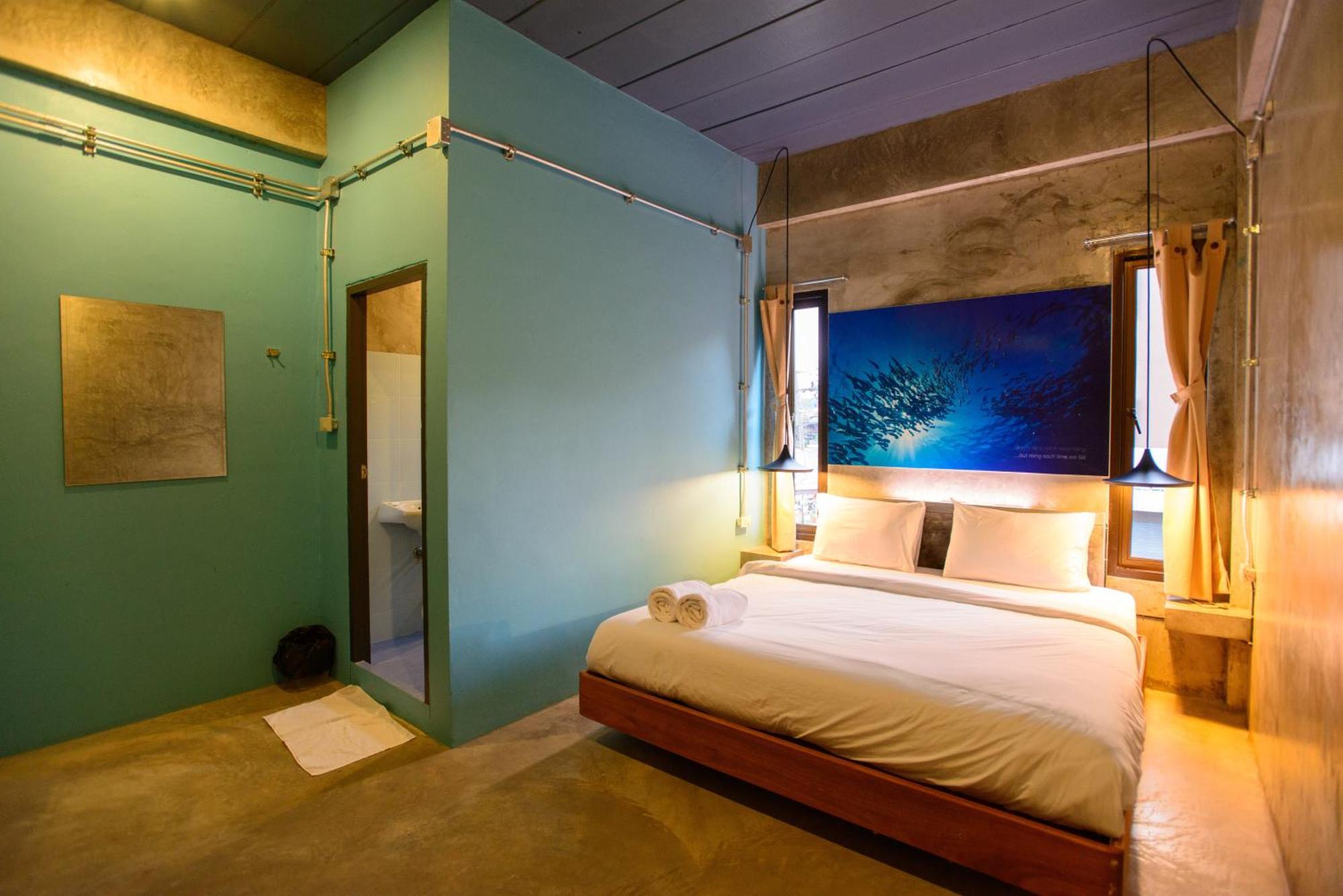 Seabox Khaolak Hostel Кхаулак Экстерьер фото